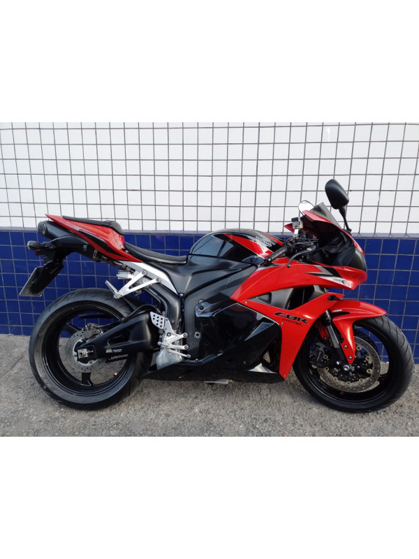 HONDA CBR 600 RR Modelo sem Versão