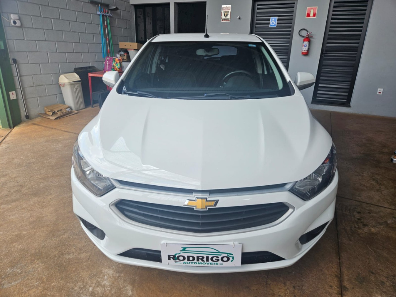 CHEVROLET Onix Hatch 1.4 4P FLEX LT AUTOMÁTICO