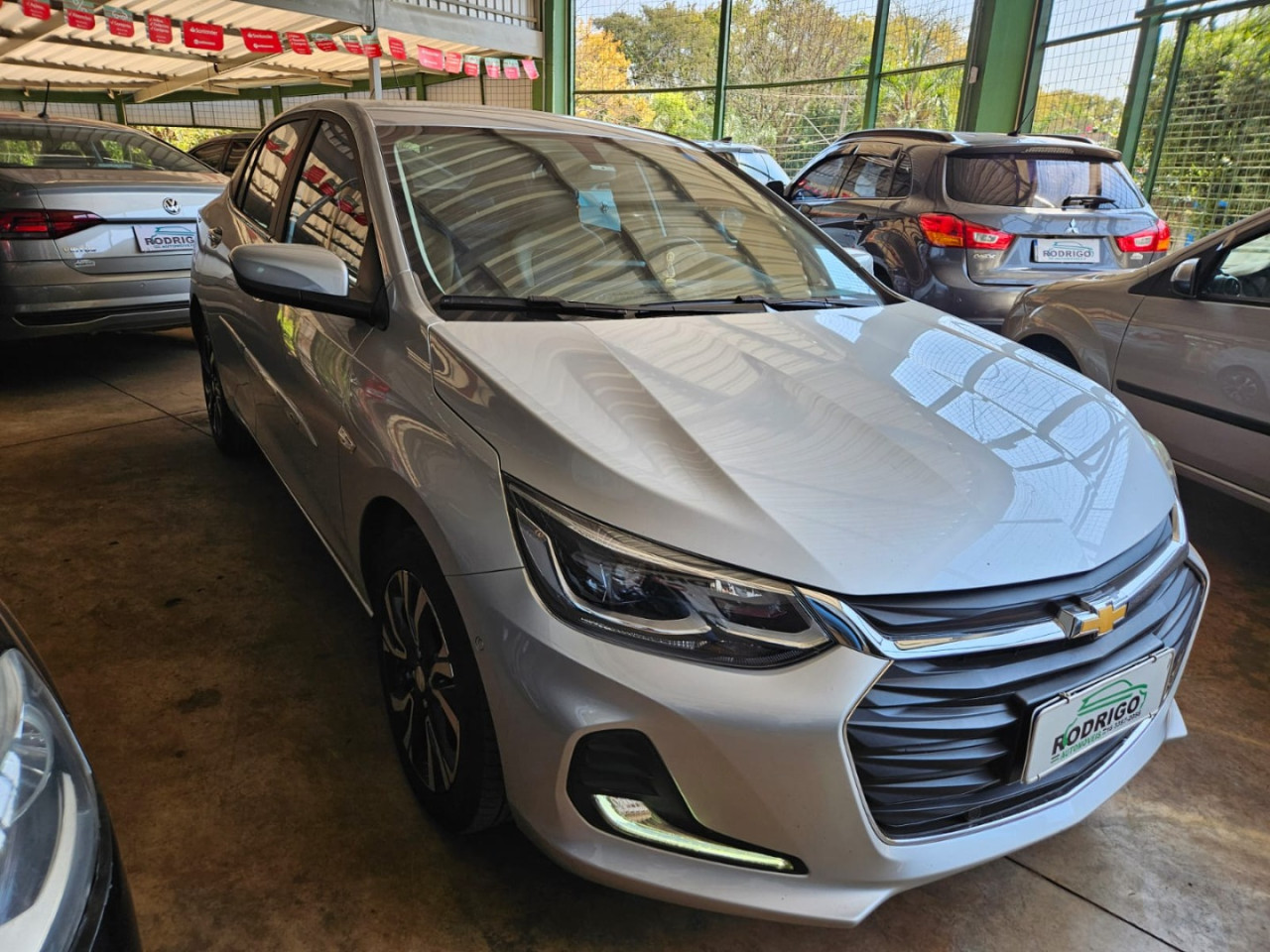 Onix Sedan 1.0 4P FLEX PREMIER PLUS TURBO AUTOMÁTICO