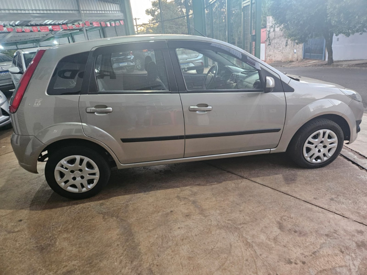 Fiesta Hatch 1.6 4P