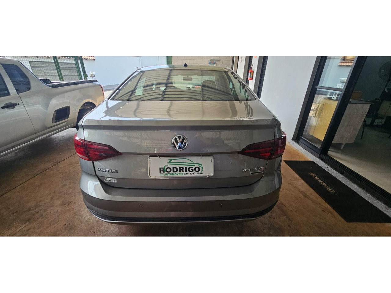 Virtus 1.0 4P 200 TSI FLEX COMFORTLINE AUTOMÁTICO