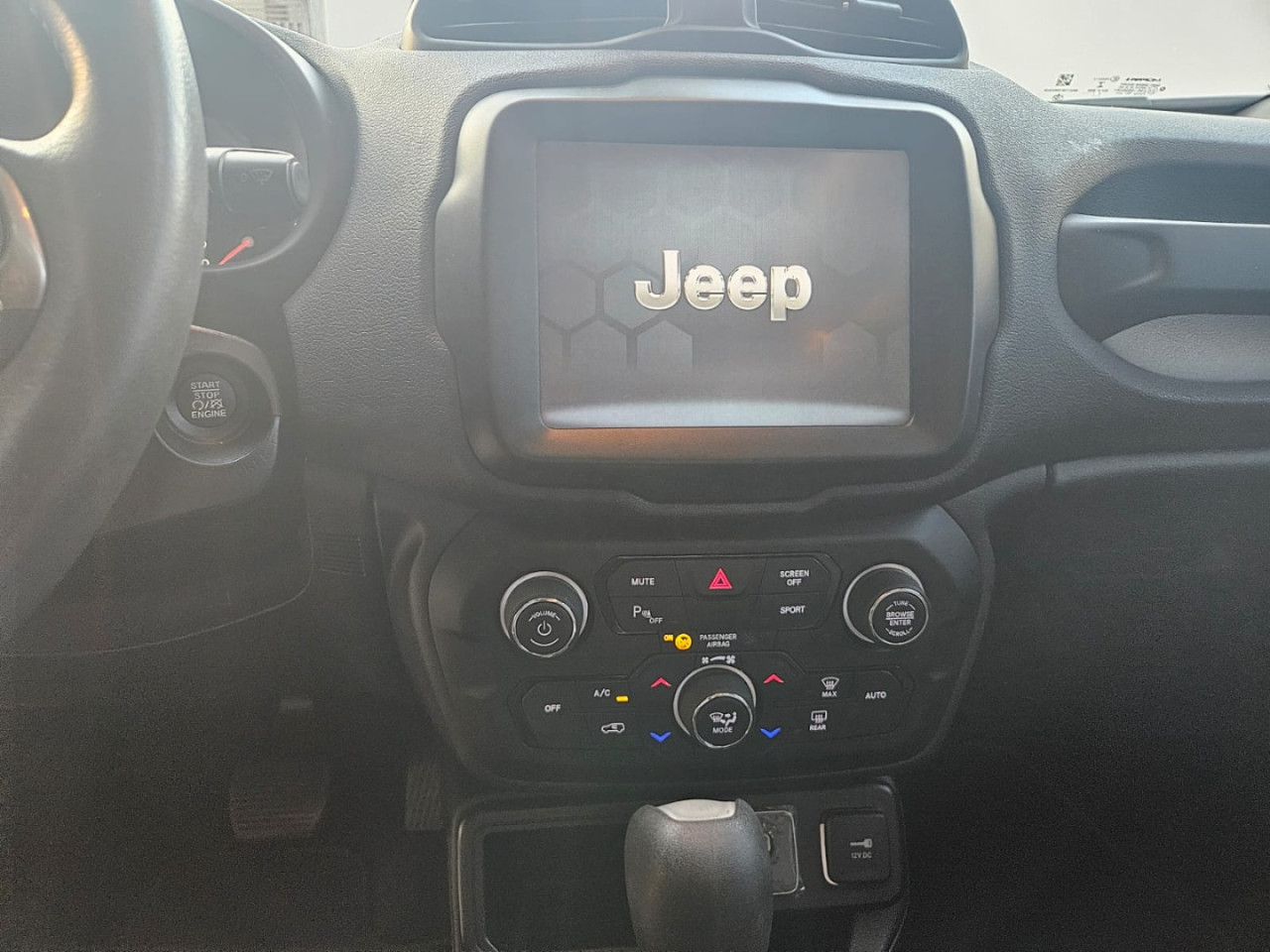 Renegade 1.8 16V 4P LIMITED FLEX AUTOMÁTICO