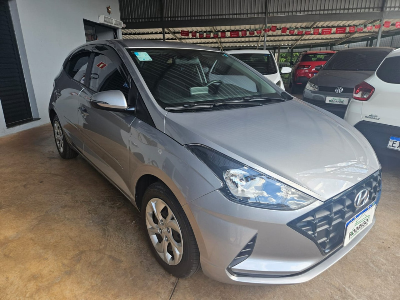HB 20 Hatch 1.0 12V 4P FLEX VISION
