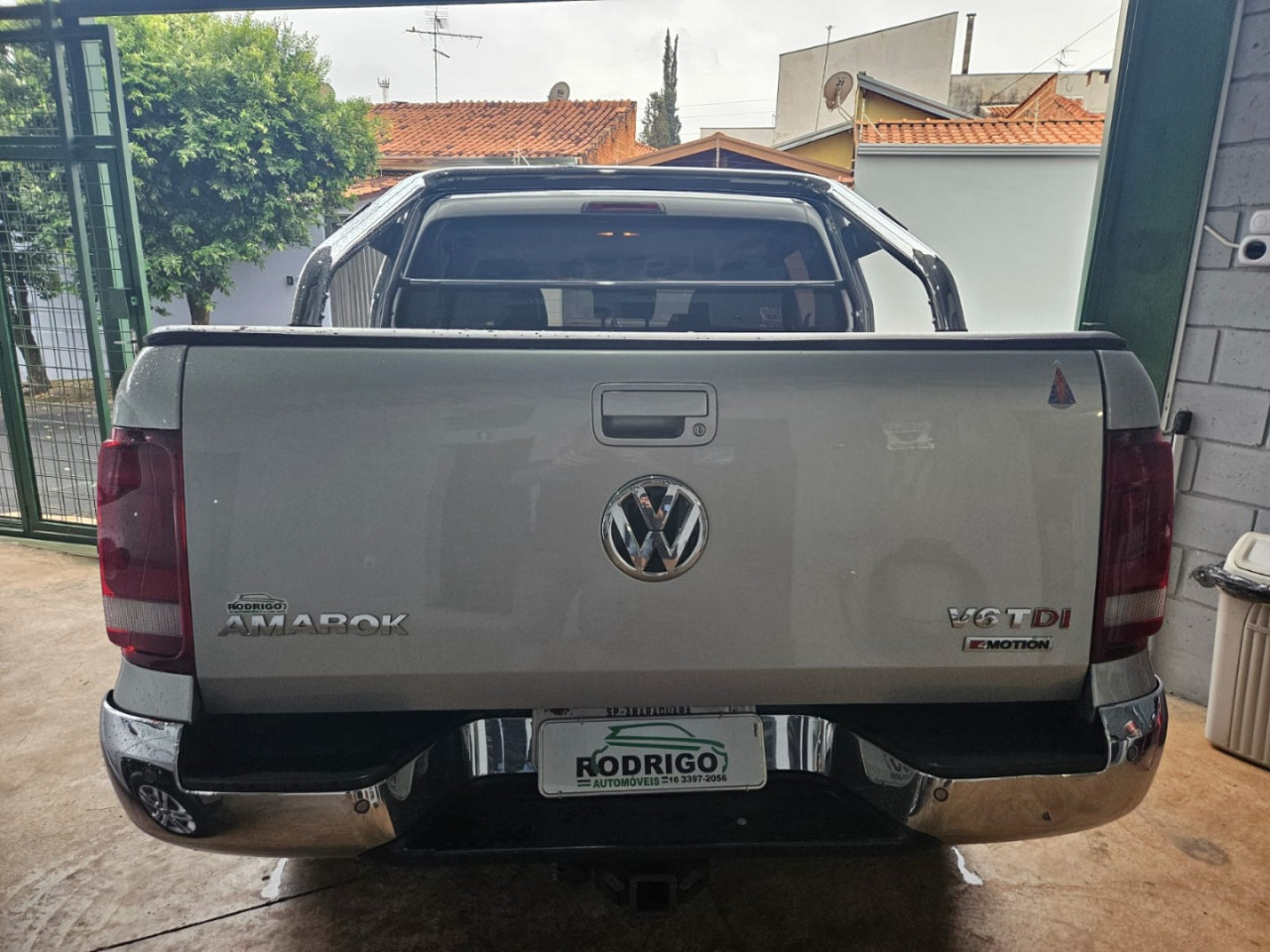 Amarok 3.0 V6 CABINE DUPLA 4X4 HIGHLINE TURBO INTERCOOLER AUTOMÁTICO