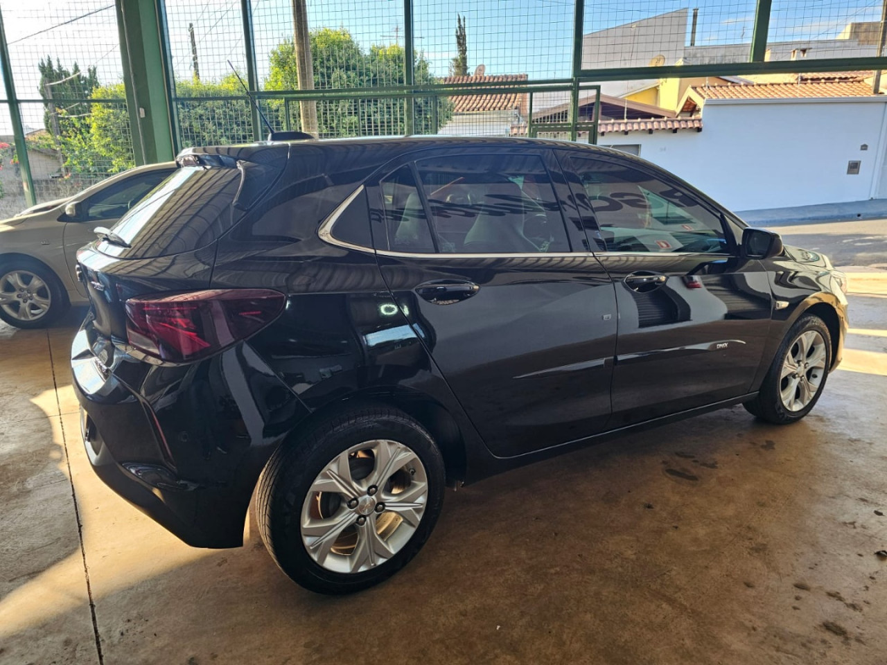 Onix Hatch 1.0 12V 4P FLEX PREMIER 2 TURBO AUTOMÁTICO