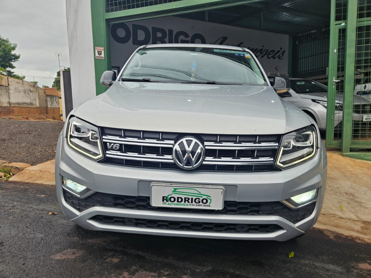 Amarok 3.0 V6 CABINE DUPLA 4X4 HIGHLINE TURBO INTERCOOLER AUTOMÁTICO