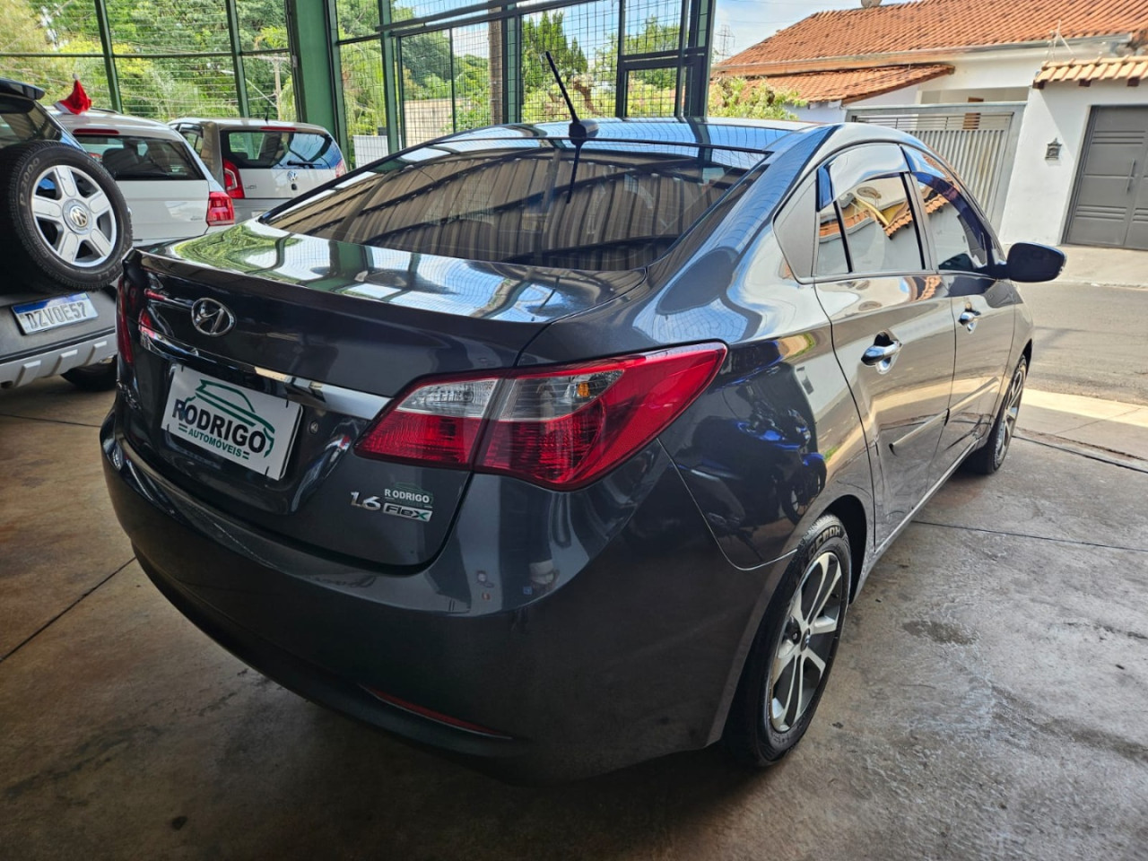 HYUNDAI HB 20 Sedan 1.6 16V 4P FLEX COMFORT PLUS