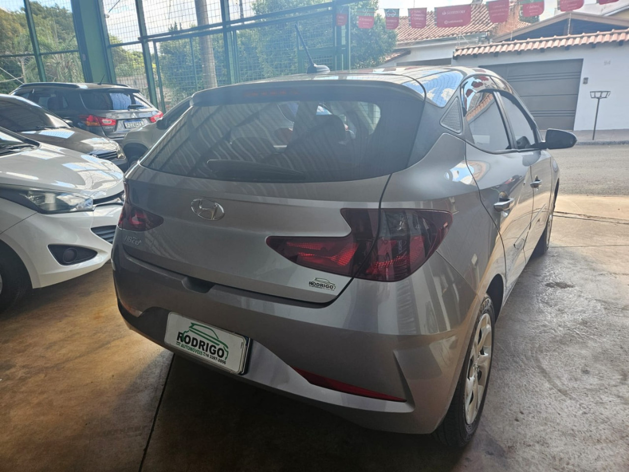 HB 20 Hatch 1.0 12V 4P FLEX VISION