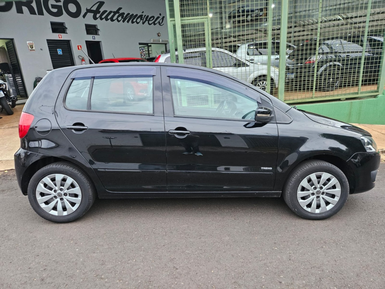VOLKSWAGEN Fox 1.6 4P TREND FLEX
