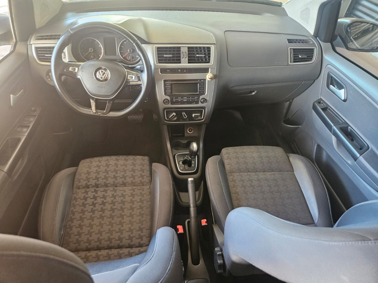 VOLKSWAGEN Fox 1.6 4P FLEX MSI COMFORTLINE AUTOMATIZADO