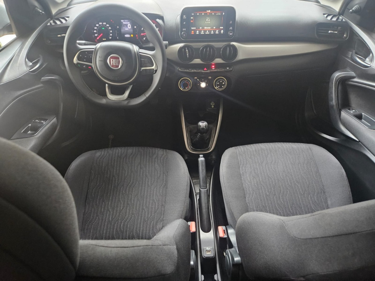 FIAT Cronos 1.3 4P FLEX DRIVE
