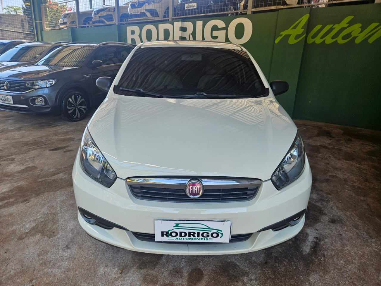 FIAT Grand Siena 1.6 16V 4P FLEX SUBLIME DULOGIC AUTOMATIZADO