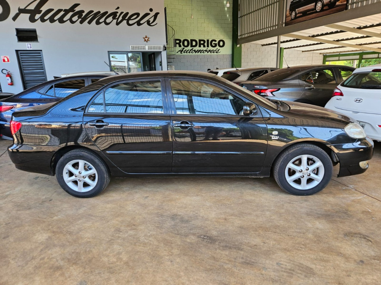 TOYOTA Corolla 1.6 16V 4P XLI AUTOMÁTICO