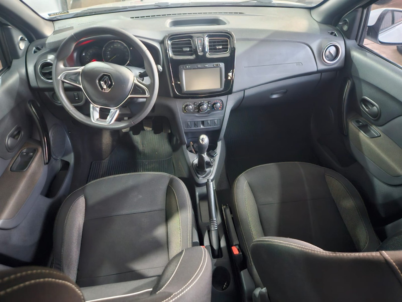 RENAULT Sandero 1.0 12V 4P FLEX SCE ZEN