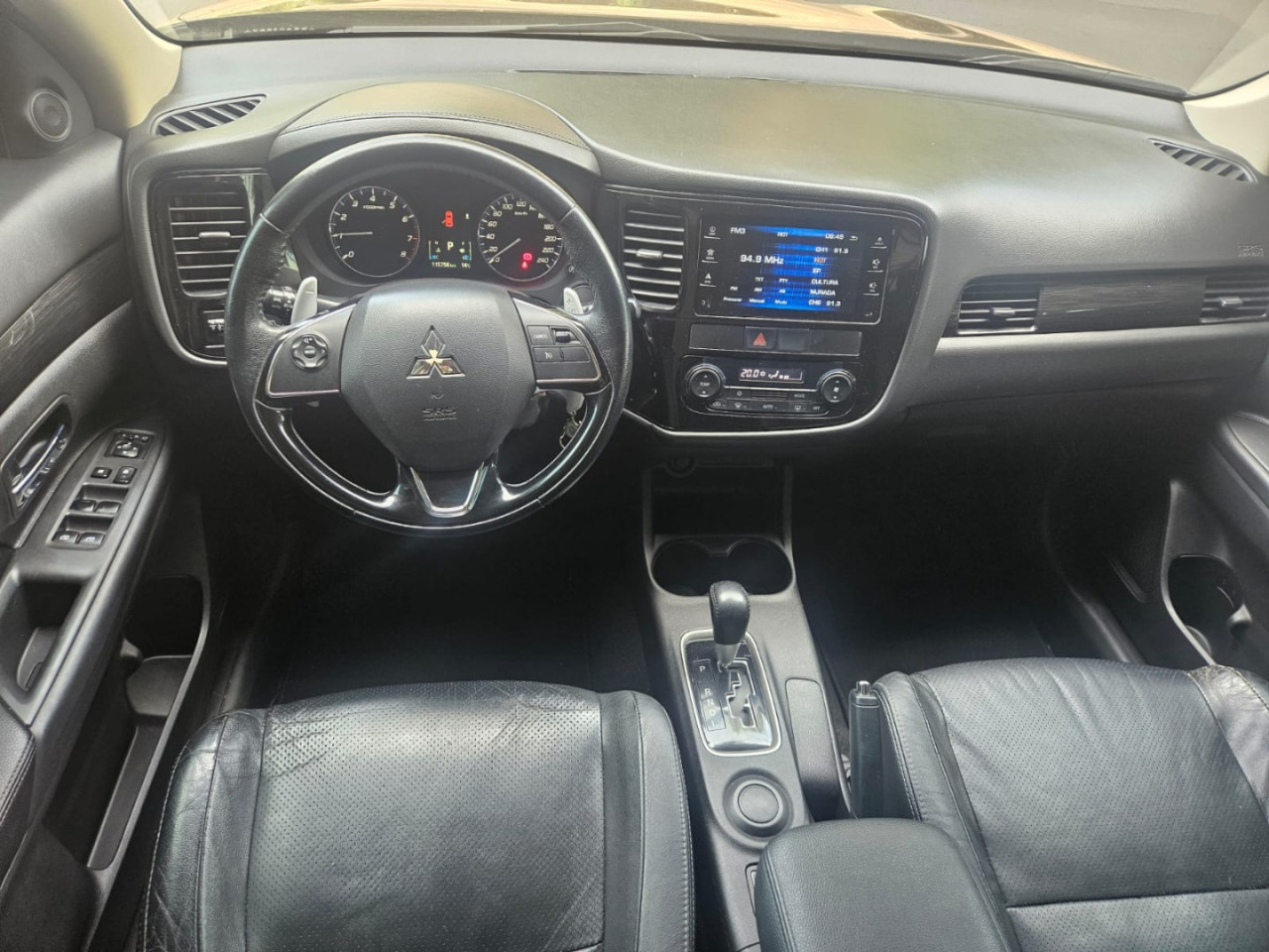 MITSUBISHI Outlander 2.0 16V 4P AUTOMÁTICO