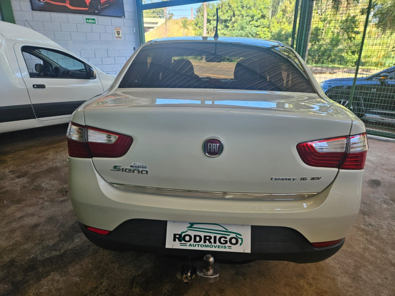 FIAT Grand Siena 1.6 16V 4P FLEX SUBLIME DULOGIC AUTOMATIZADO