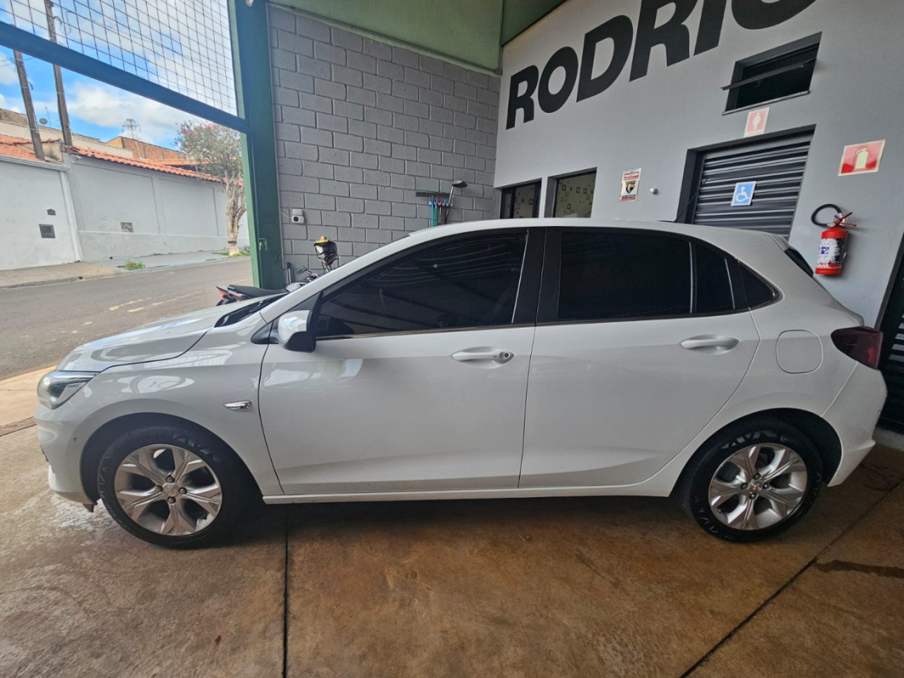 CHEVROLET Onix Hatch 1.0 12V 4P FLEX PREMIER 2 TURBO AUTOMÁTICO