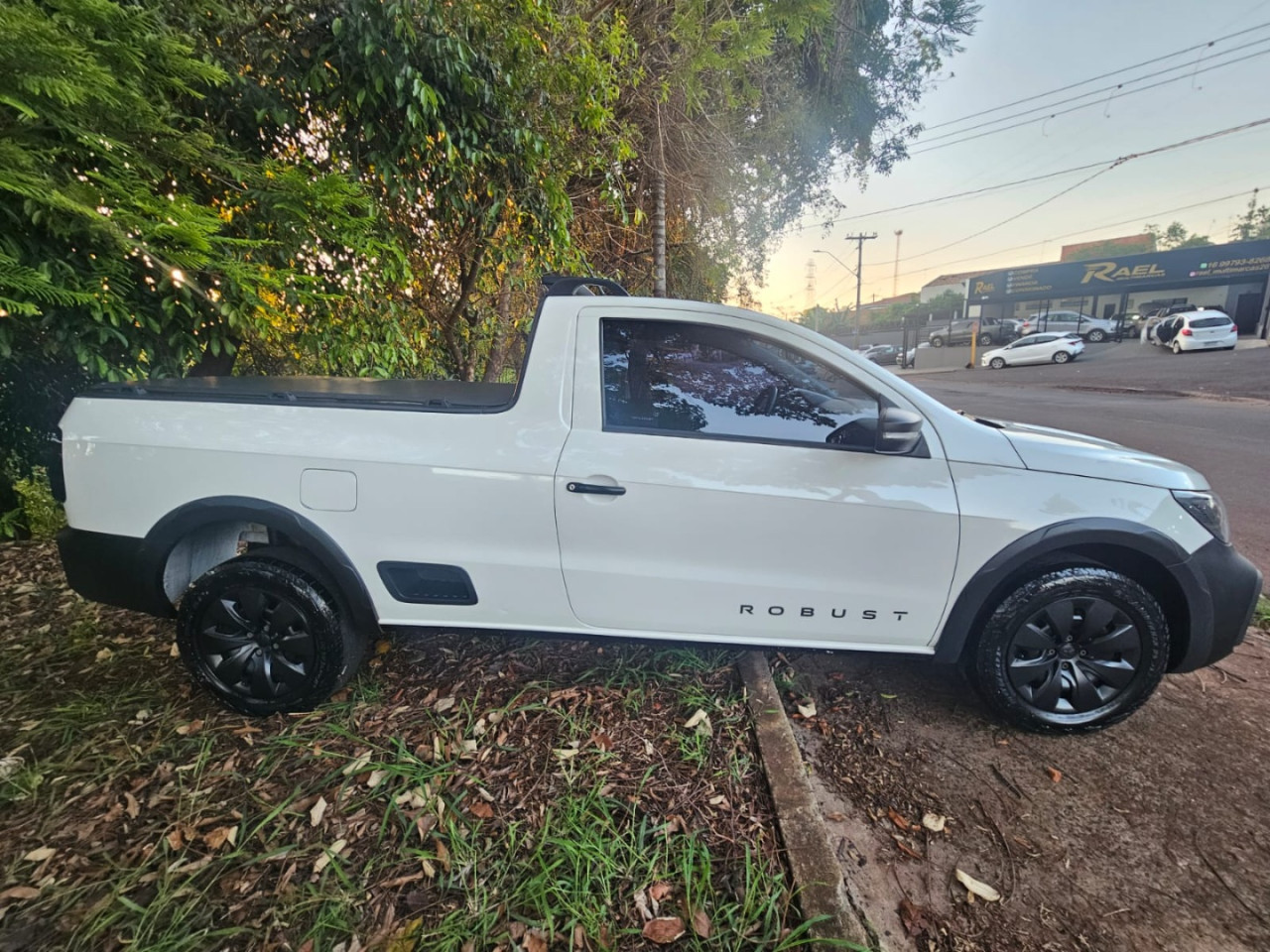 VOLKSWAGEN Saveiro 1.6 G7 CABINE SIMPLES ROBUST FLEX