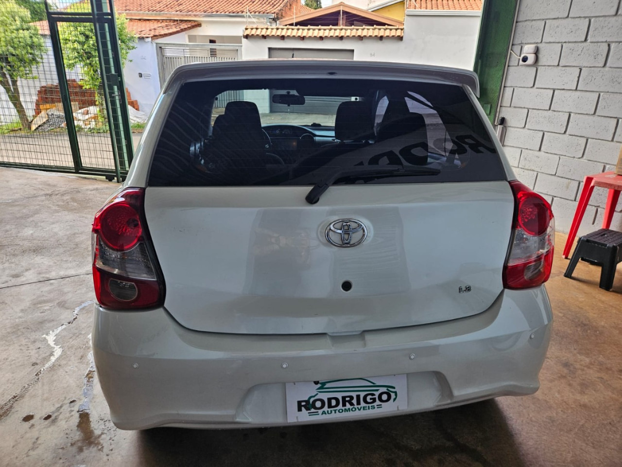 TOYOTA Etios Hatch 1.3 16V 4P FLEX X