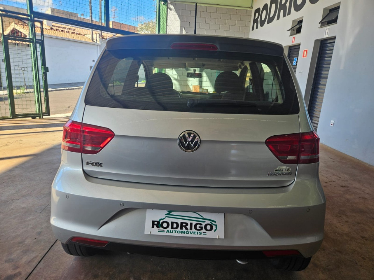 VOLKSWAGEN Fox 1.6 4P FLEX MSI COMFORTLINE AUTOMATIZADO