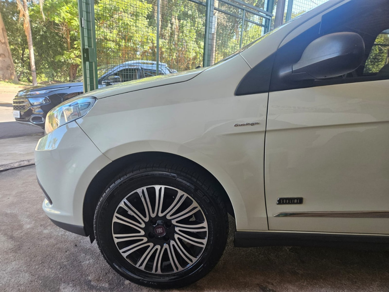 FIAT Grand Siena 1.6 16V 4P FLEX SUBLIME DULOGIC AUTOMATIZADO