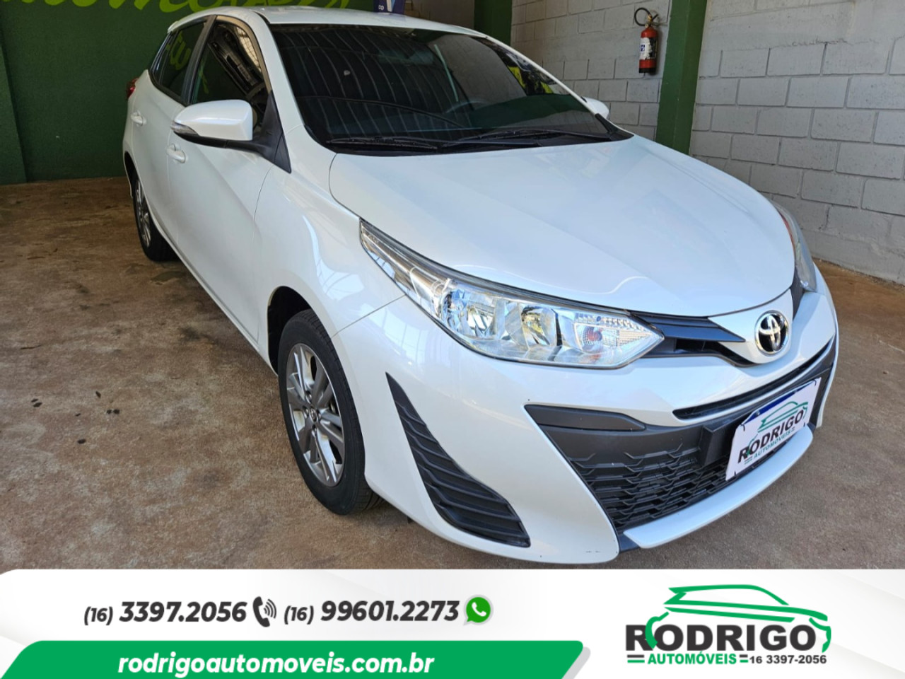 Yaris Hatch 1.5 16V 4P FLEX XL PLUS CONNECT MULTIDRIVE AUTOMÁTICO CVT