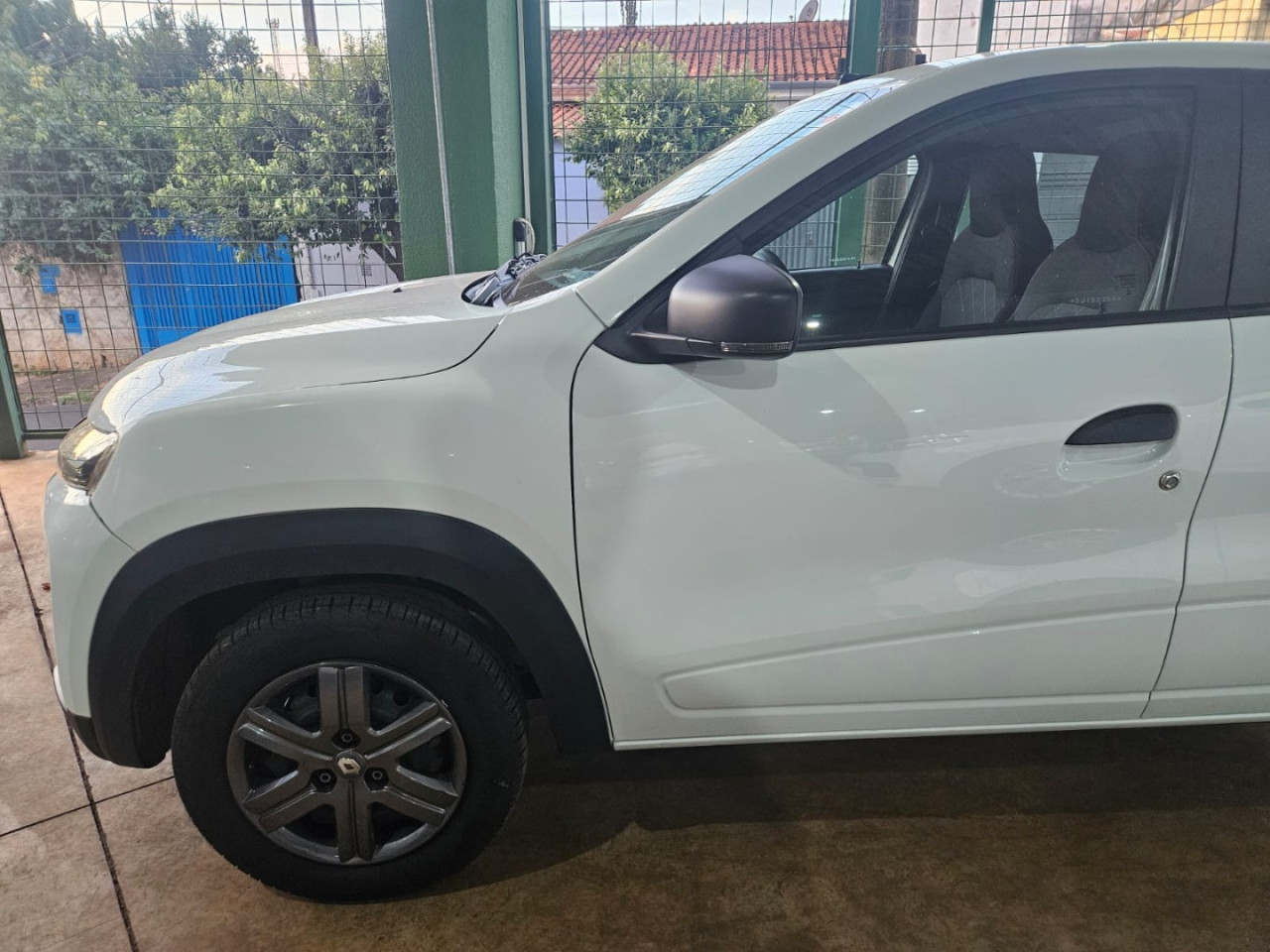 RENAULT Kwid 1.0 12V 4P SCE FLEX ZEN