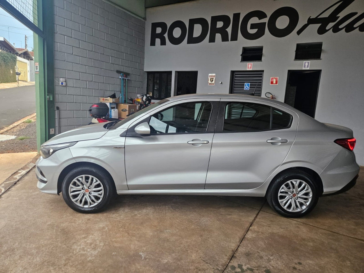 FIAT Cronos 1.3 4P FLEX DRIVE