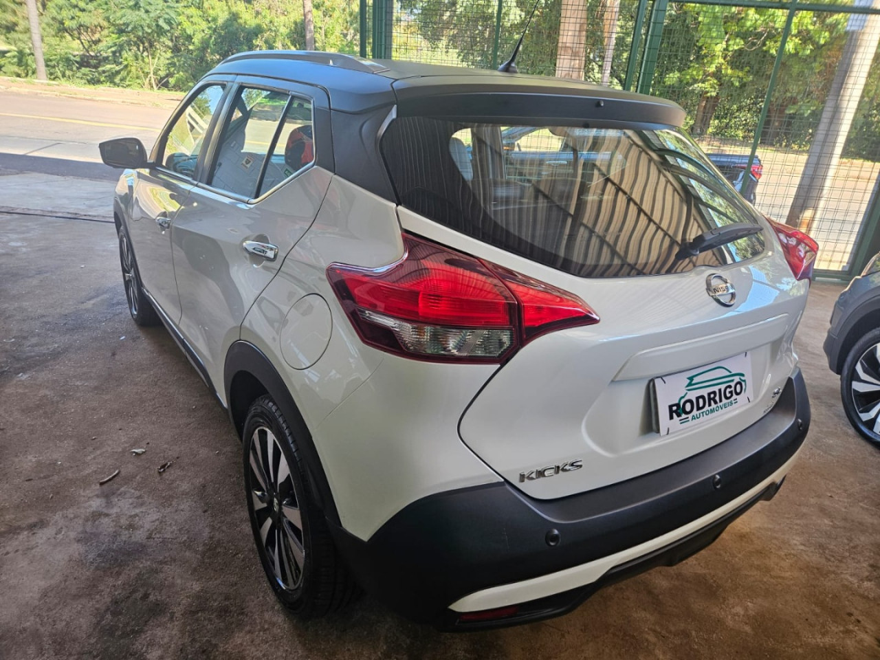 NISSAN Kicks 1.6 16V 4P FLEX SL X-TRONIC AUTOMÁTICO CVT