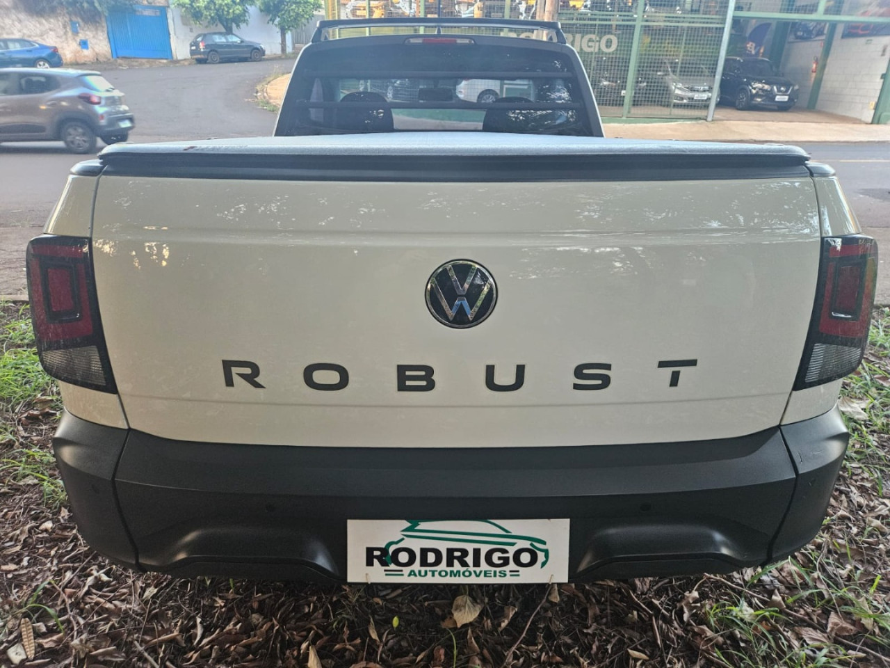 VOLKSWAGEN Saveiro 1.6 G7 CABINE SIMPLES ROBUST FLEX