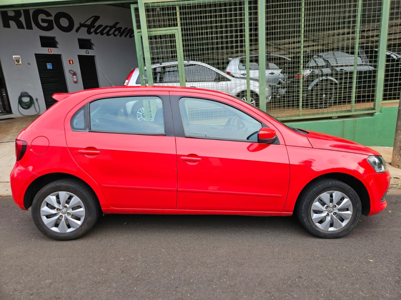 VOLKSWAGEN Gol 1.0 4P G6 FLEX