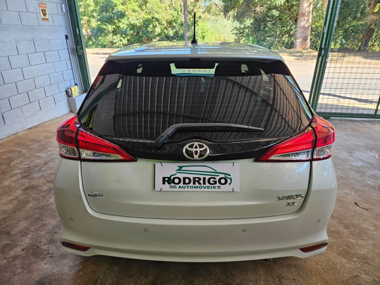 TOYOTA Yaris Hatch 1.5 16V 4P FLEX XL PLUS CONNECT MULTIDRIVE AUTOMÁTICO CVT