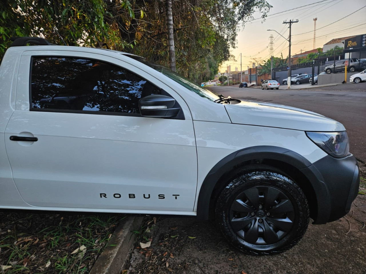 VOLKSWAGEN Saveiro 1.6 G7 CABINE SIMPLES ROBUST FLEX