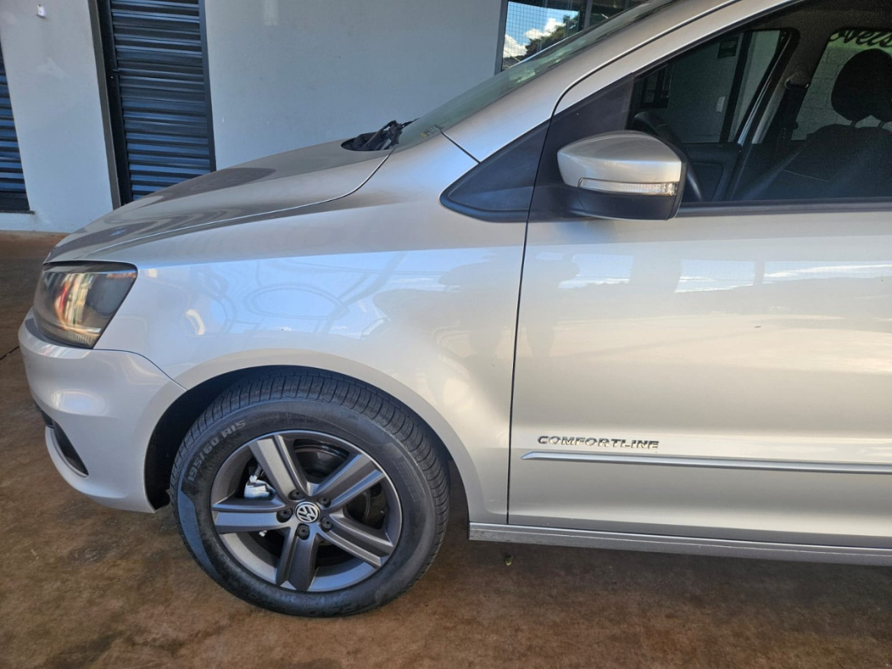 VOLKSWAGEN Fox 1.6 4P FLEX MSI COMFORTLINE AUTOMATIZADO