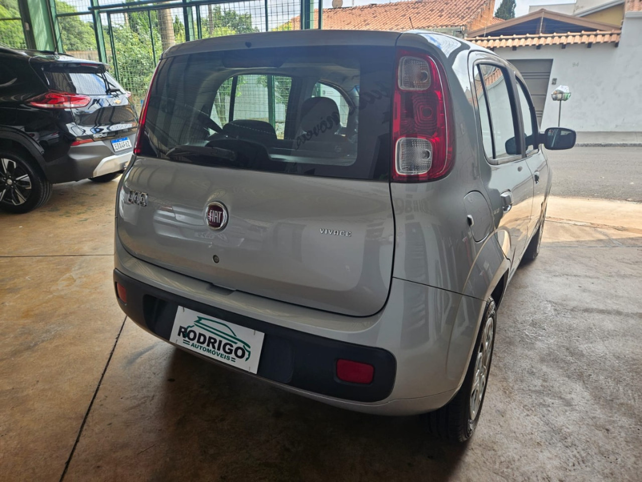 FIAT Uno 1.0 4P FLEX VIVACE