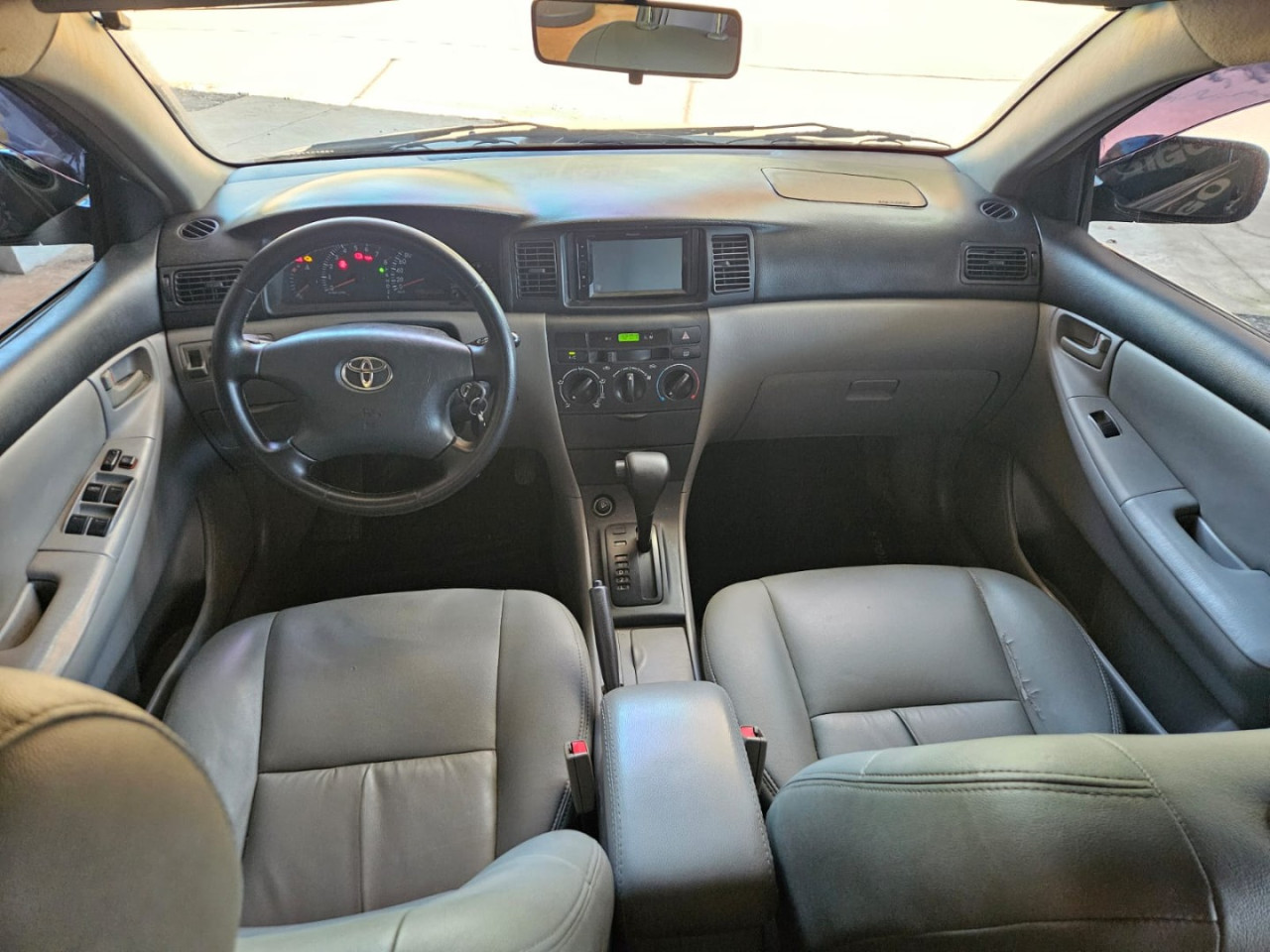 TOYOTA Corolla 1.8 16V 4P XLI AUTOMÁTICO