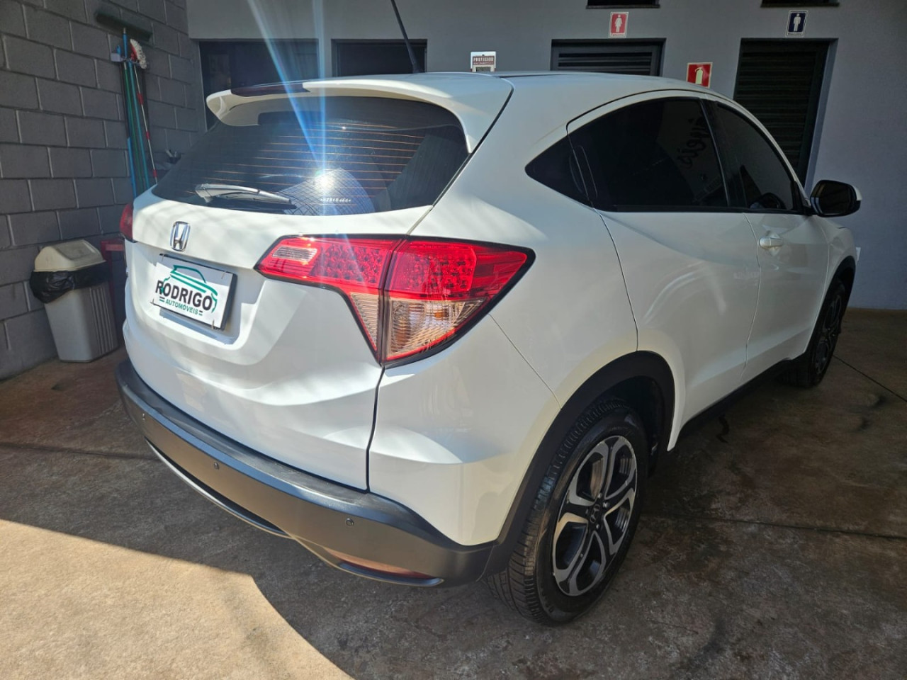 HONDA HR-V 1.8 16V 4P LX FLEX AUTOMÁTICO CVT