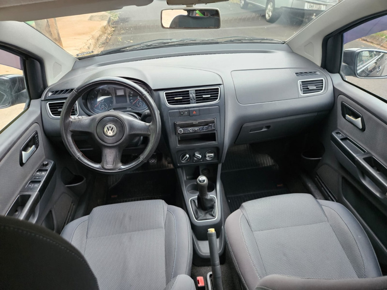 VOLKSWAGEN Fox 1.6 4P TREND FLEX