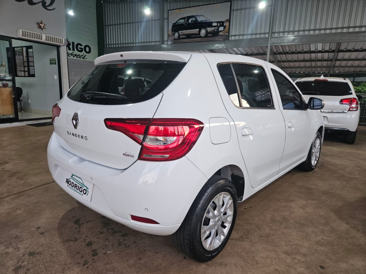 RENAULT Sandero 1.0 12V 4P FLEX SCE ZEN