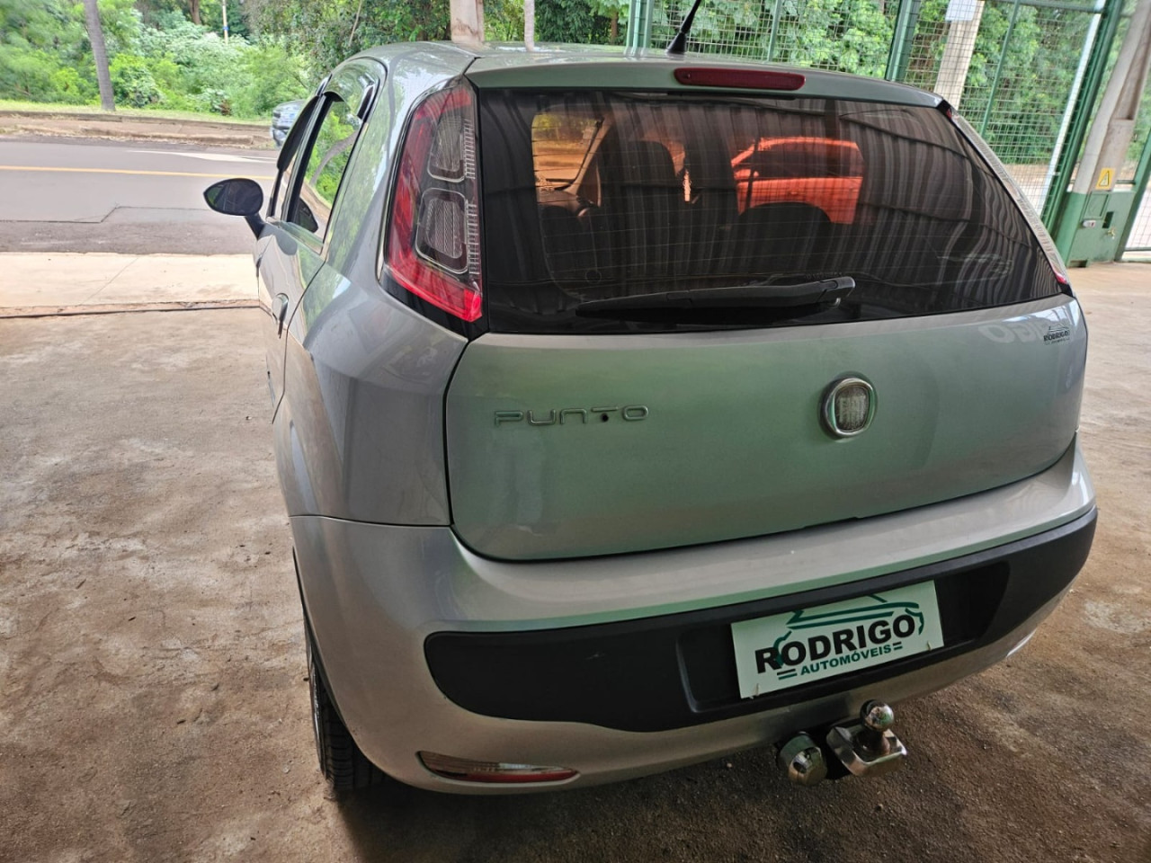 FIAT Punto 1.4 4P ATTRACTIVE FLEX