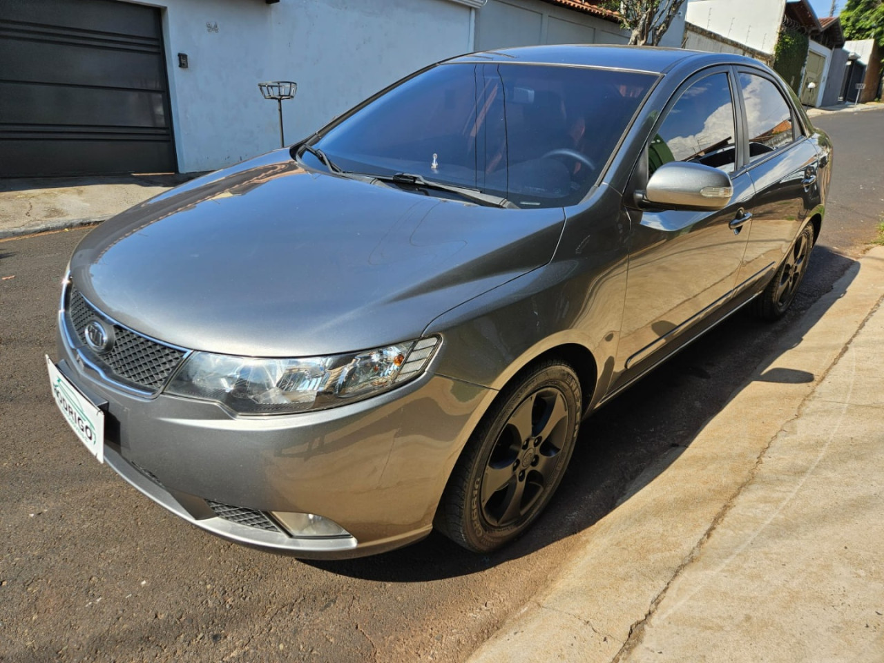 KIA Cerato Sedan 1.6 16V 4P EX