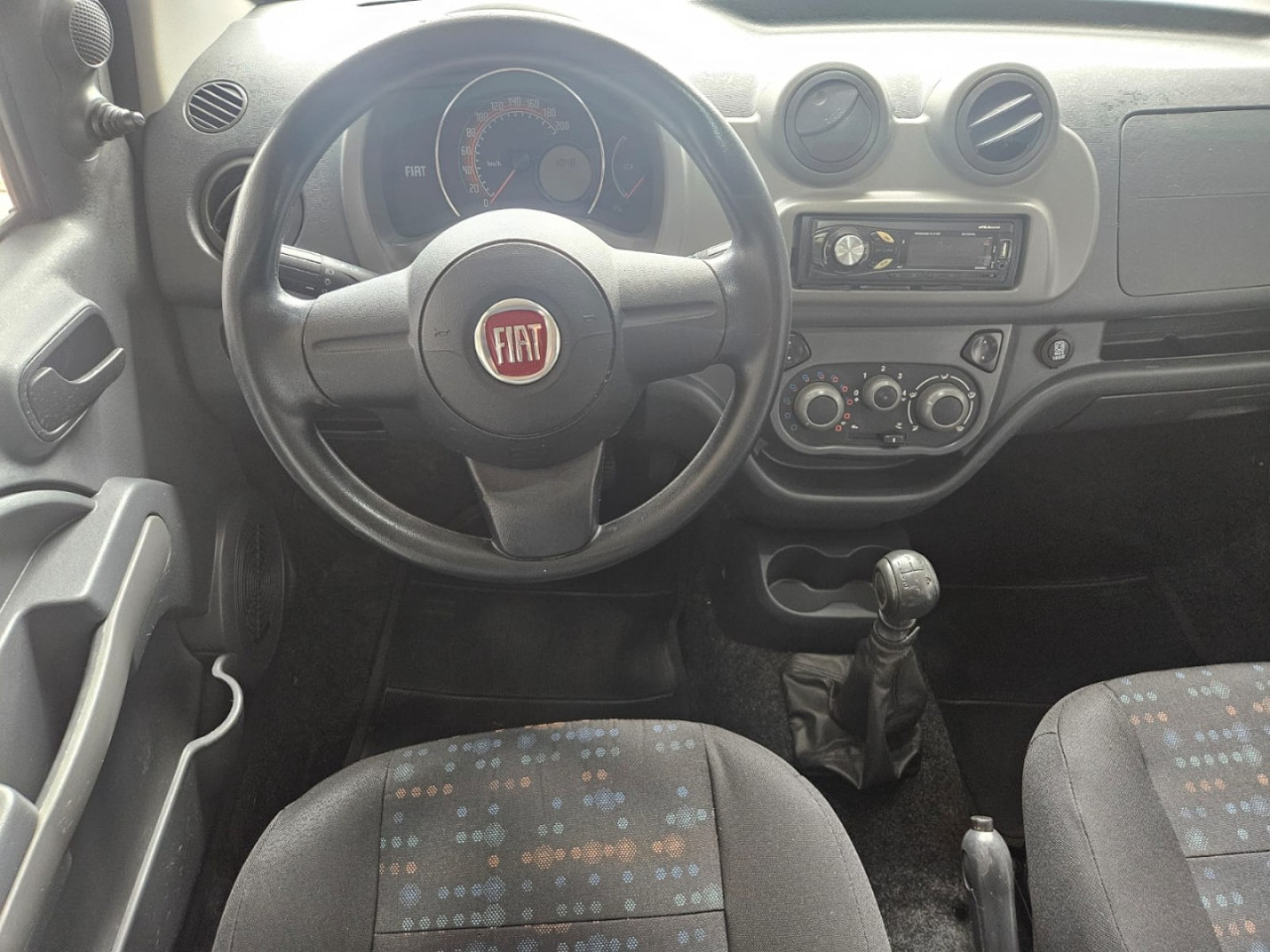 FIAT Uno 1.0 4P FLEX VIVACE