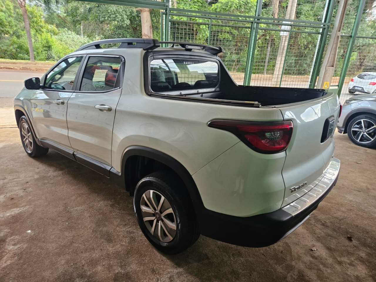FIAT Toro 1.8 16V 4P FLEX FREEDOM AUTOMÁTICO