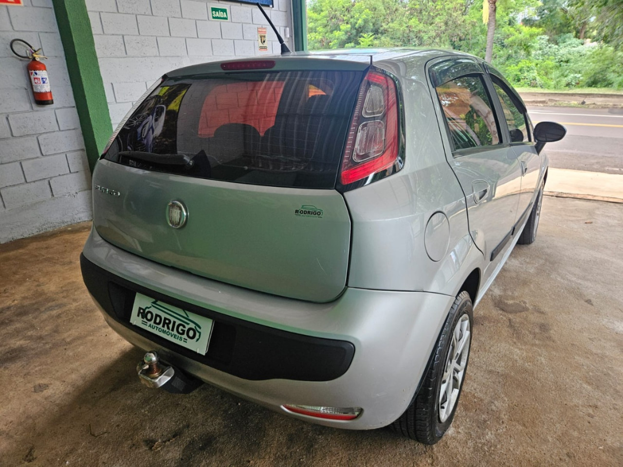 FIAT Punto 1.4 4P ATTRACTIVE FLEX