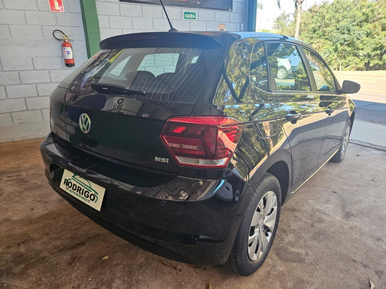 VOLKSWAGEN Polo Hatch 1.6 4P MSI FLEX