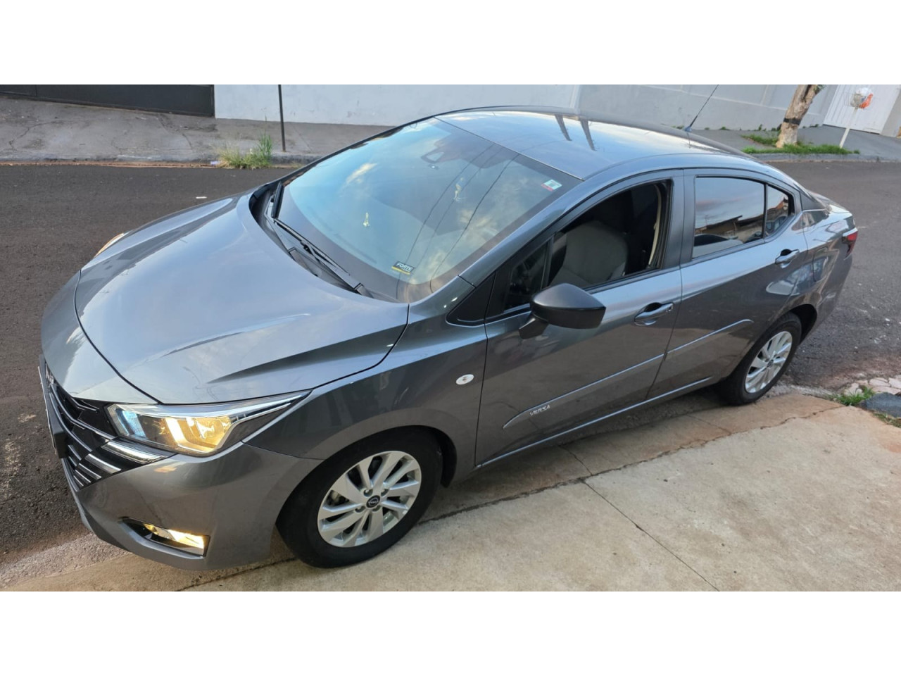 Versa Sedan 1.6 16V 4P FLEX SENSE XTRONIC AUTOMÁTICO CVT