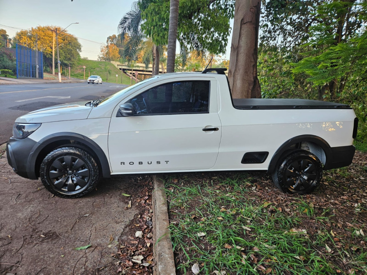 VOLKSWAGEN Saveiro 1.6 G7 CABINE SIMPLES ROBUST FLEX