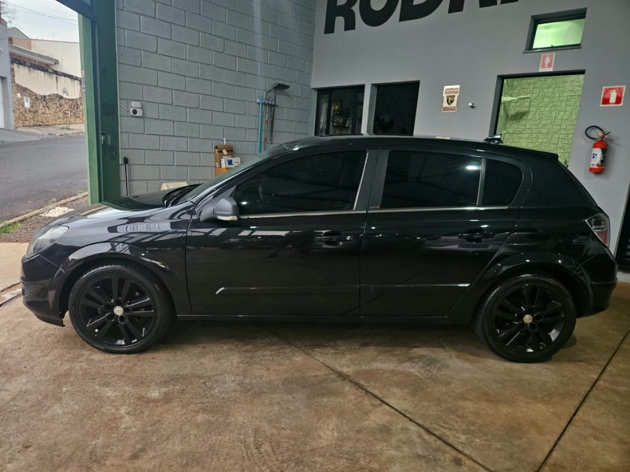 CHEVROLET Vectra Hatch 2.0 4P FLEX GTX AUTOMÁTICO
