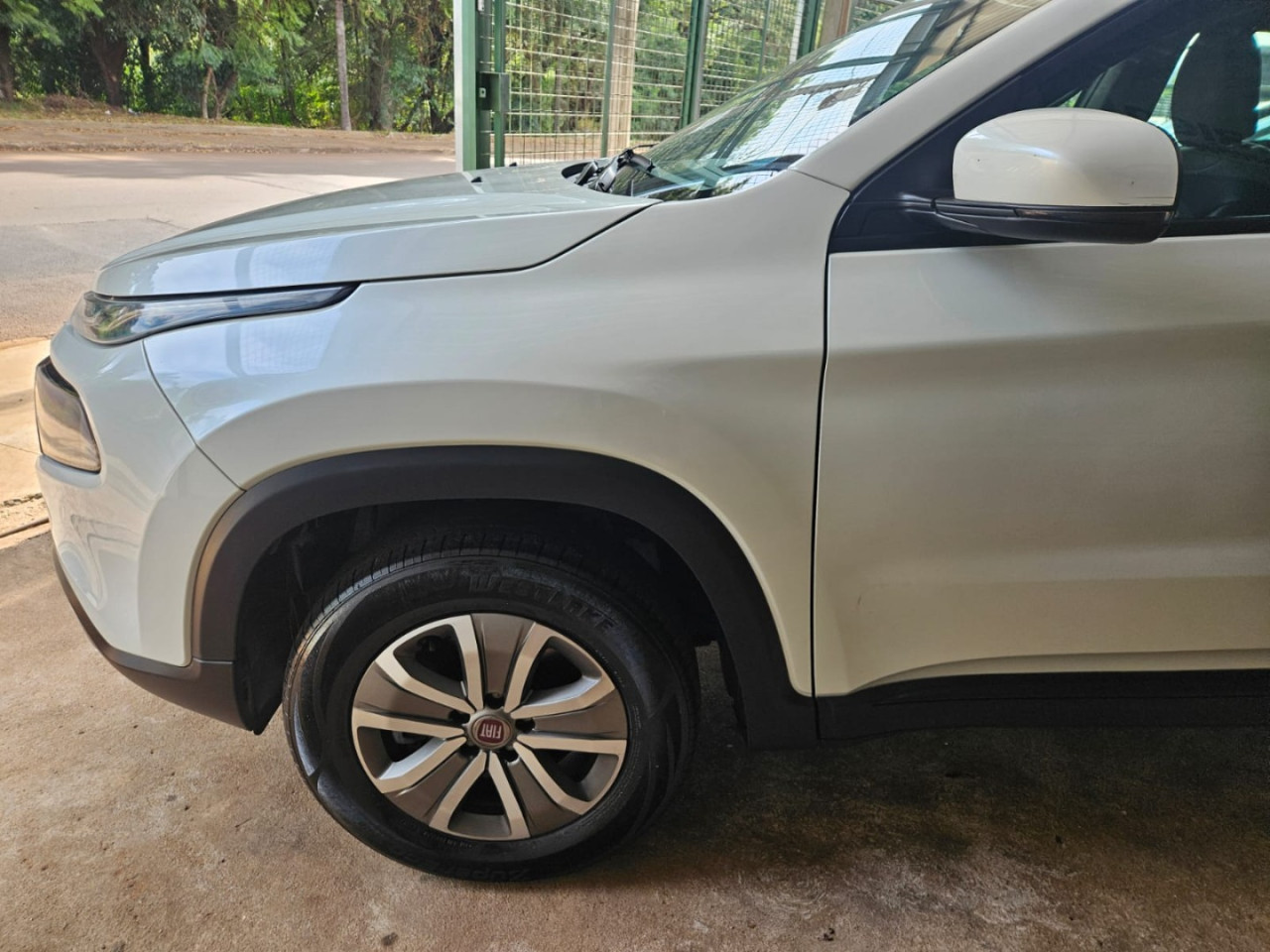 FIAT Toro 1.8 16V 4P FLEX FREEDOM AUTOMÁTICO