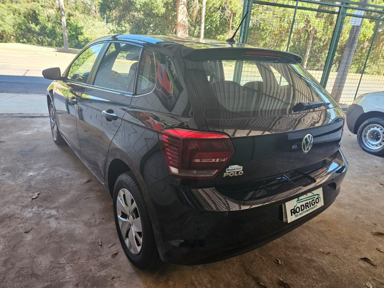 VOLKSWAGEN Polo Hatch 1.6 4P MSI FLEX